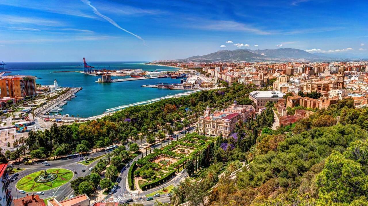 Precioso Apartamento A 5 Minutos Andando De La Playa Málaga Dış mekan fotoğraf