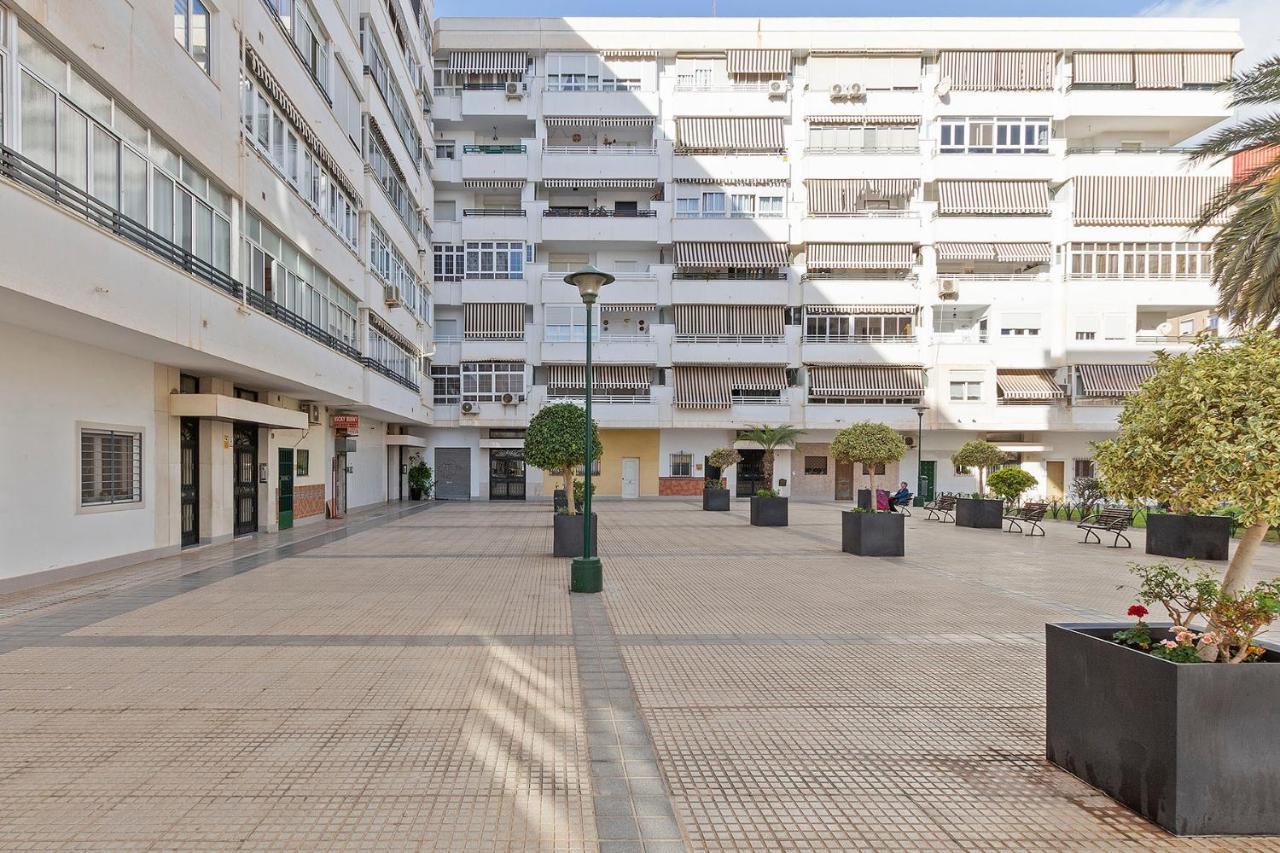 Precioso Apartamento A 5 Minutos Andando De La Playa Málaga Dış mekan fotoğraf