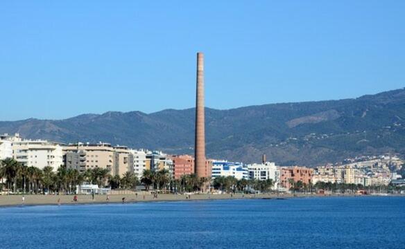 Precioso Apartamento A 5 Minutos Andando De La Playa Málaga Dış mekan fotoğraf